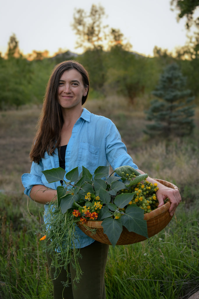 Understanding Endometriosis with Herbalist Kat Mackinnon